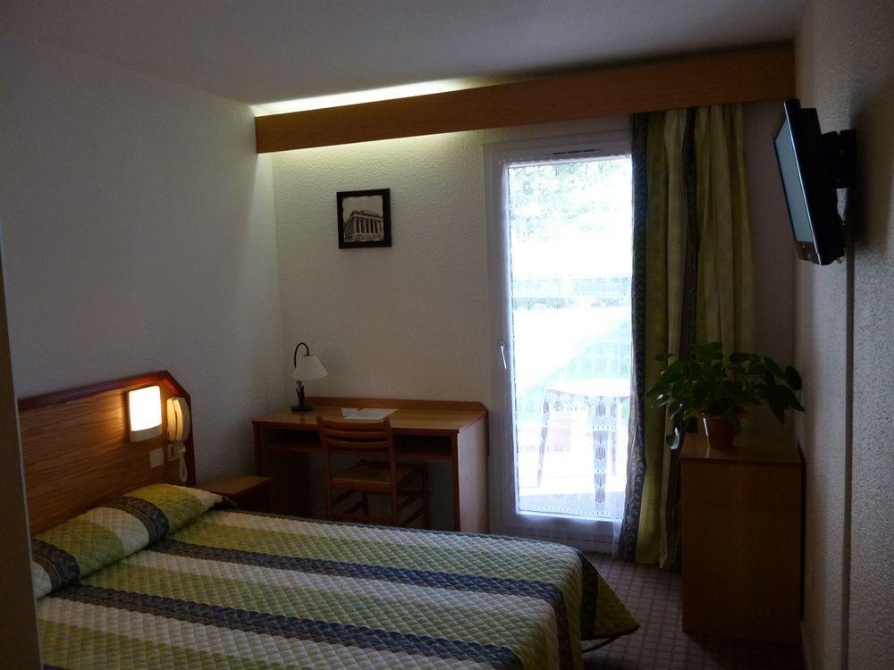 Hotel Le Mas Des Ponts D'アルル エクステリア 写真