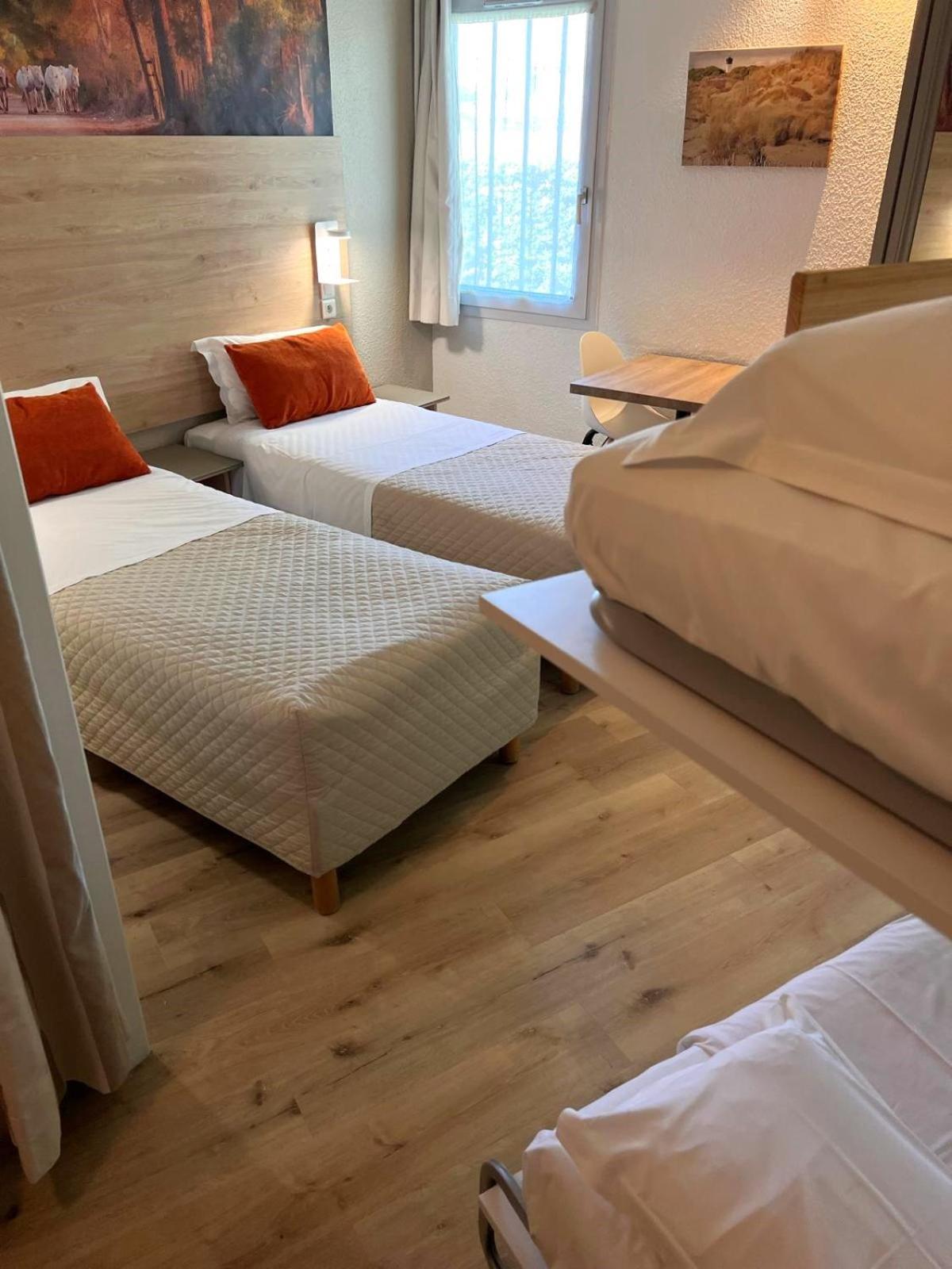 Hotel Le Mas Des Ponts D'アルル エクステリア 写真