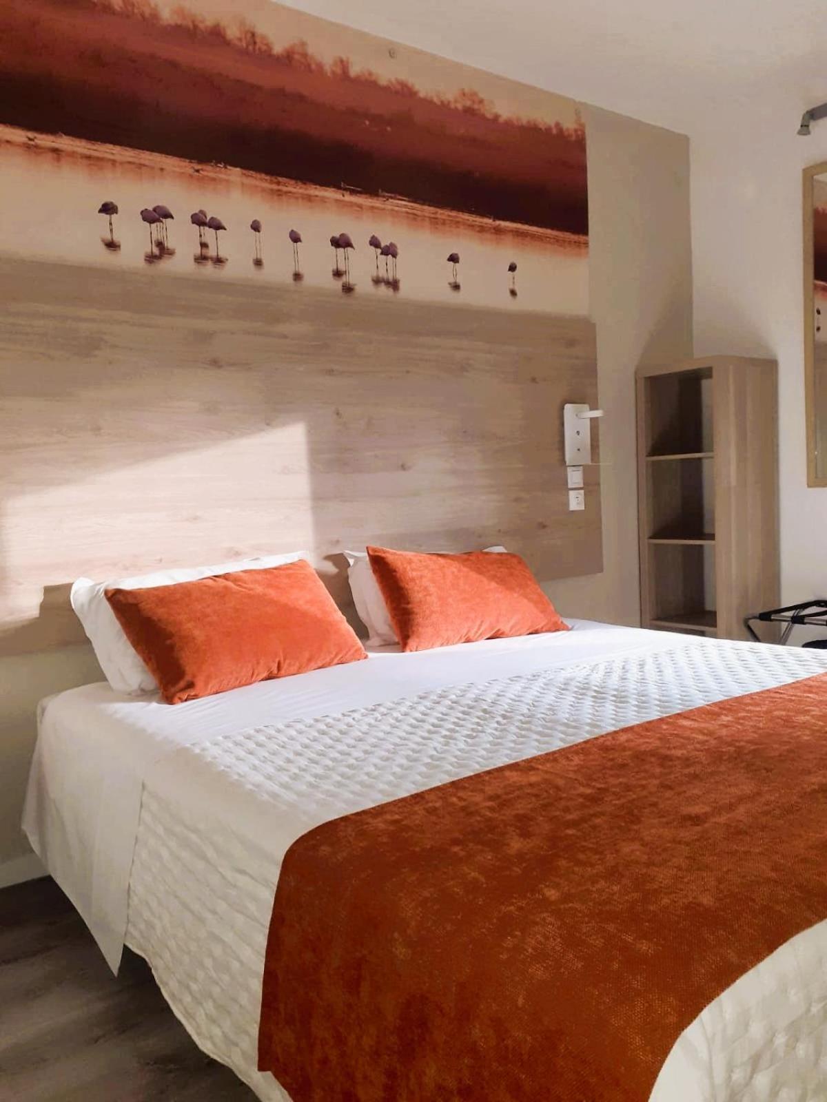 Hotel Le Mas Des Ponts D'アルル 部屋 写真