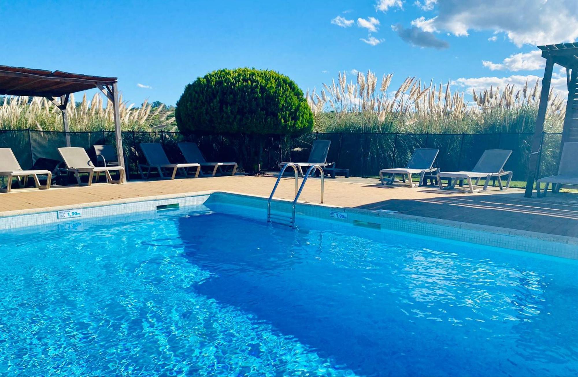 Hotel Le Mas Des Ponts D'アルル エクステリア 写真