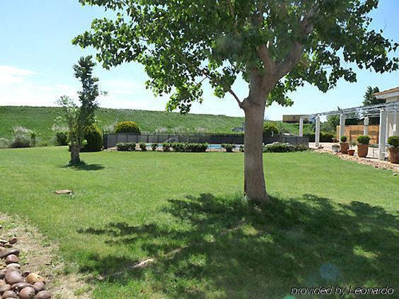 Hotel Le Mas Des Ponts D'アルル エクステリア 写真