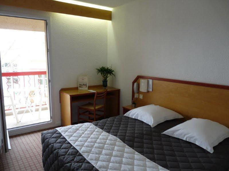 Hotel Le Mas Des Ponts D'アルル エクステリア 写真