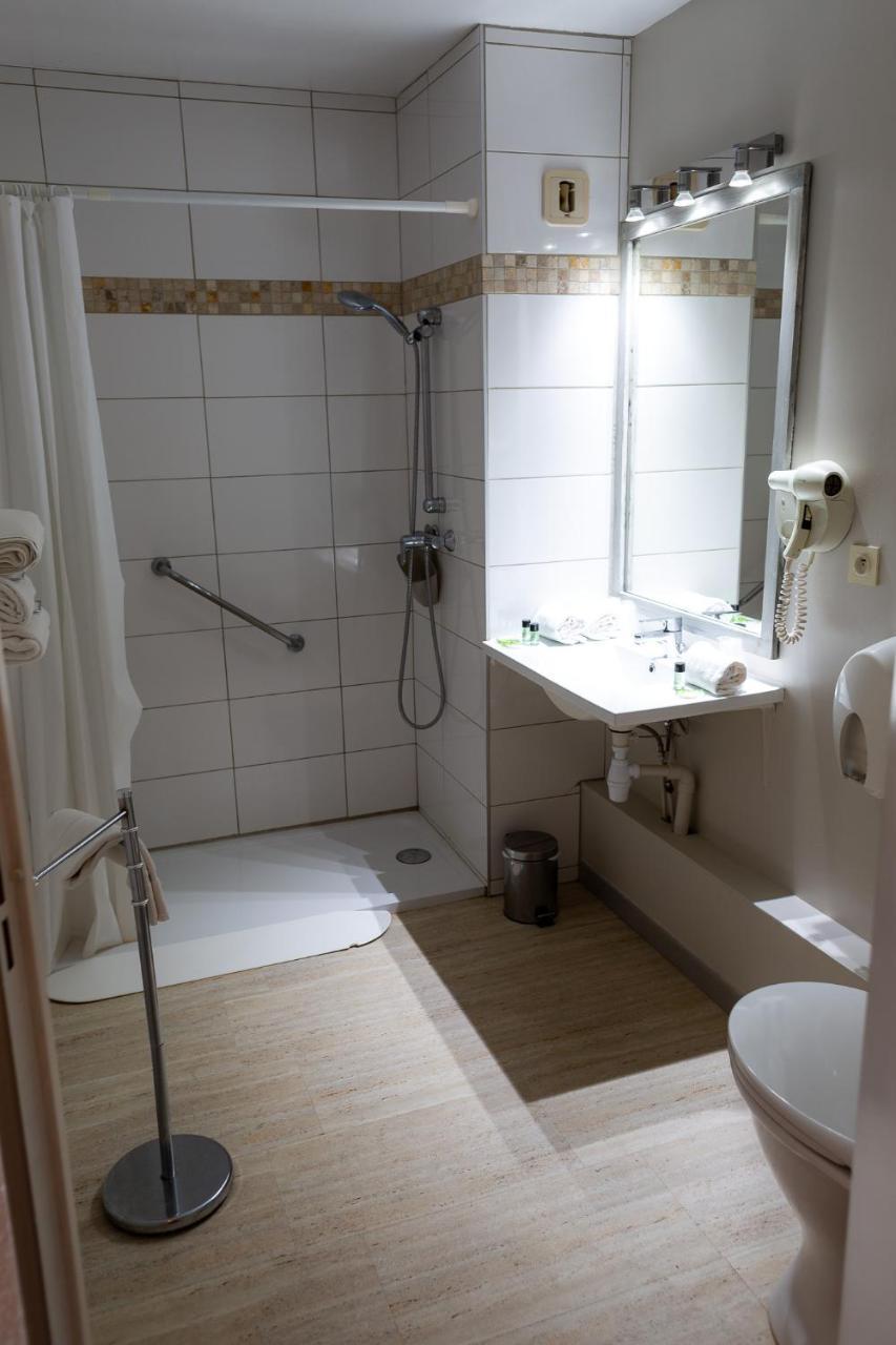 Hotel Le Mas Des Ponts D'アルル エクステリア 写真